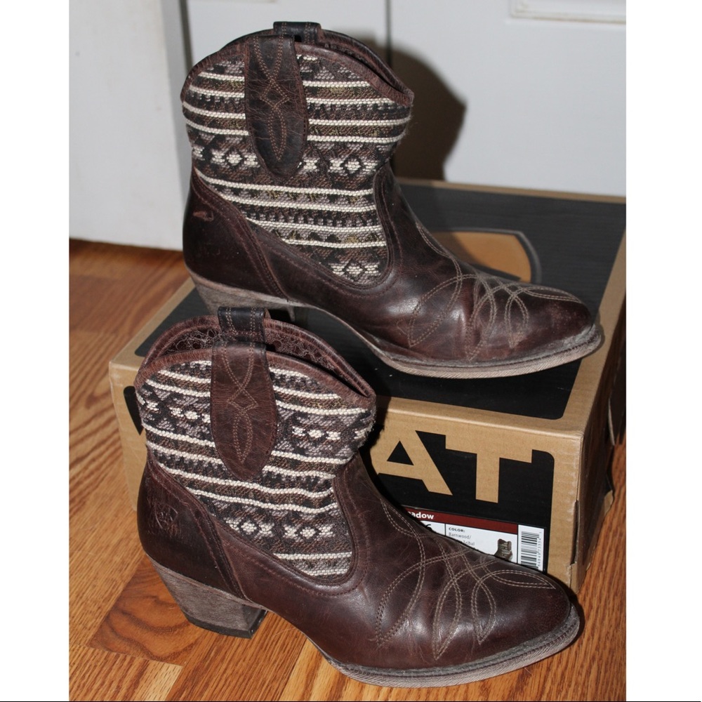 Ariat Meadow Barnwood/Mocha Tribal Boots Size 8